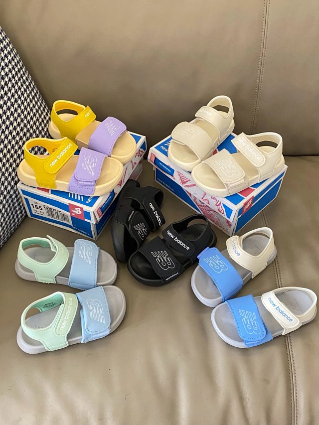 New Balance children's Slippers Shoes: seller detail photo 13