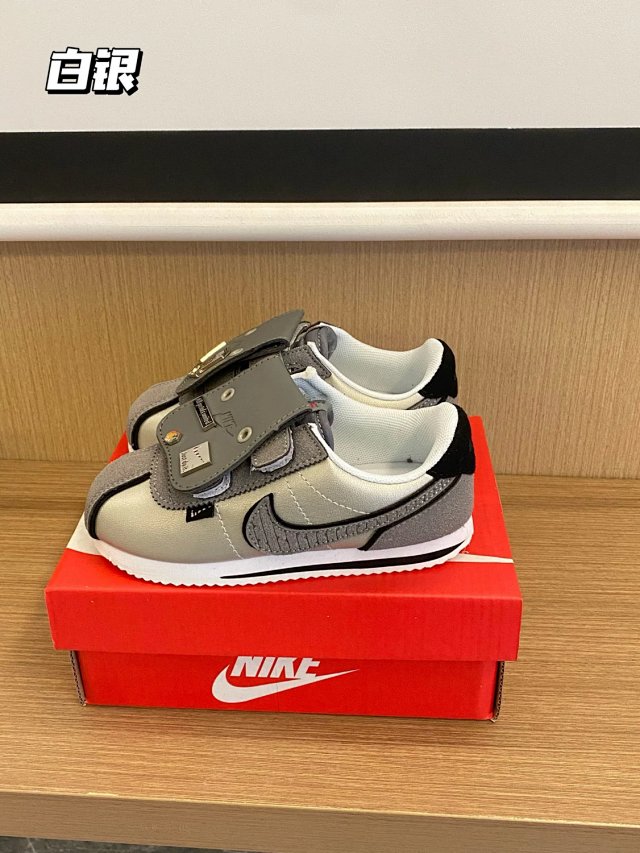 Nike Cortez children's Shoes: seller detail photo 12