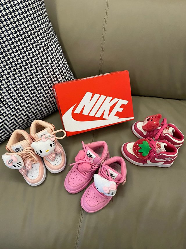 Nike Jordan children's Shoes: seller detail photo 3