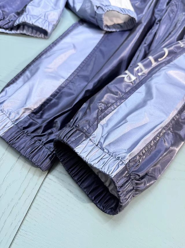 Moncler Children’s Set: seller detail photo 8