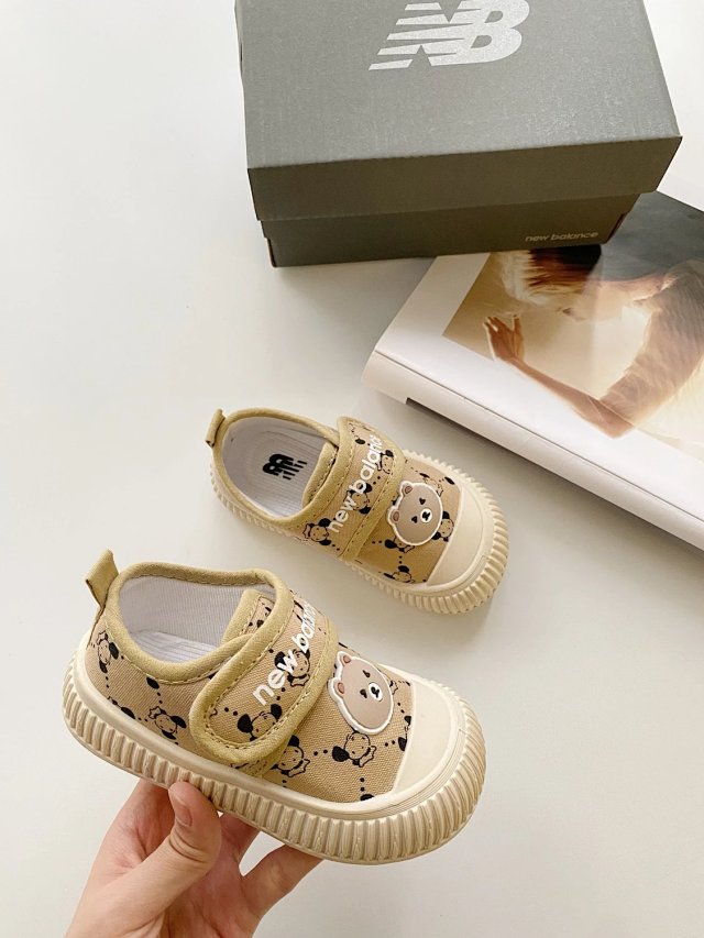 New Balance children's Shoes: seller detail photo 14