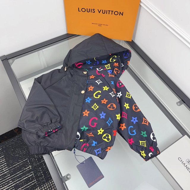LV Louis Vuitton Children's Hoodie: seller detail photo 5