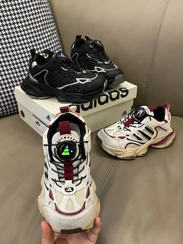 Adidas Children's Shoes: seller detail photo 2