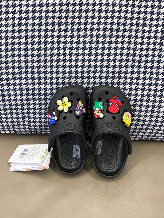 Crocs Children's Slippers Shoes: seller detail photo 9
