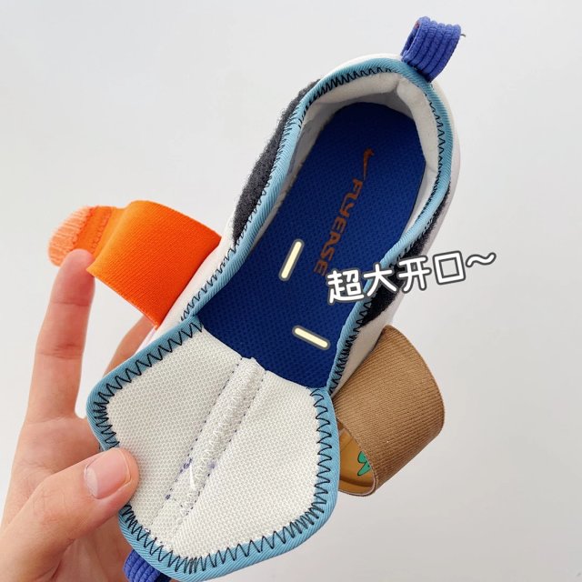 Nike children's Shoes: seller detail photo 4