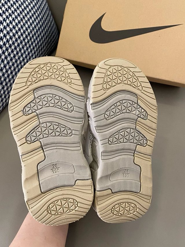 Nike children's Shoes: seller detail photo 13