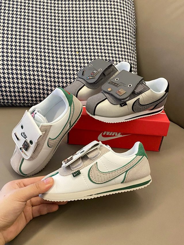 Nike Cortez children's Shoes: seller detail photo 4