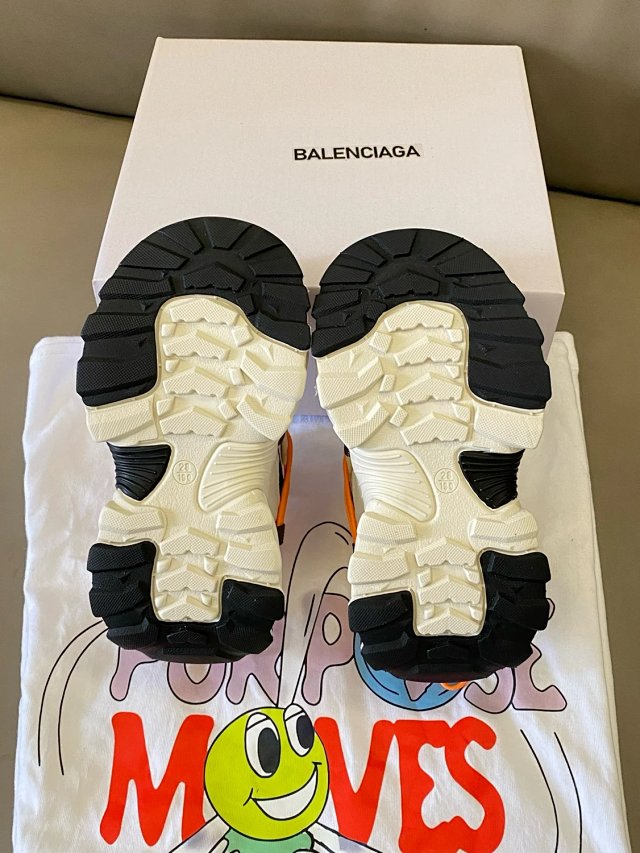 Balenciaga 18XL children's shoes: seller detail photo 13