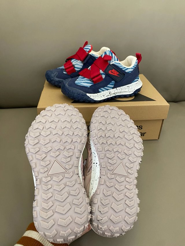 Nike children's Shoes: seller detail photo 13