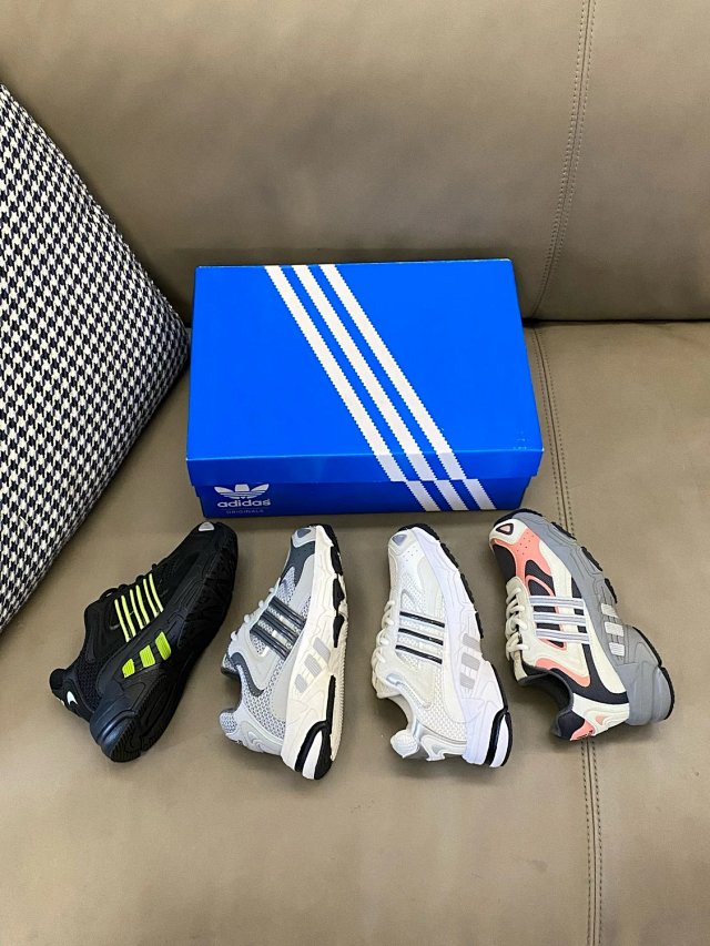 Adidas Children's Shoes: seller detail photo 11