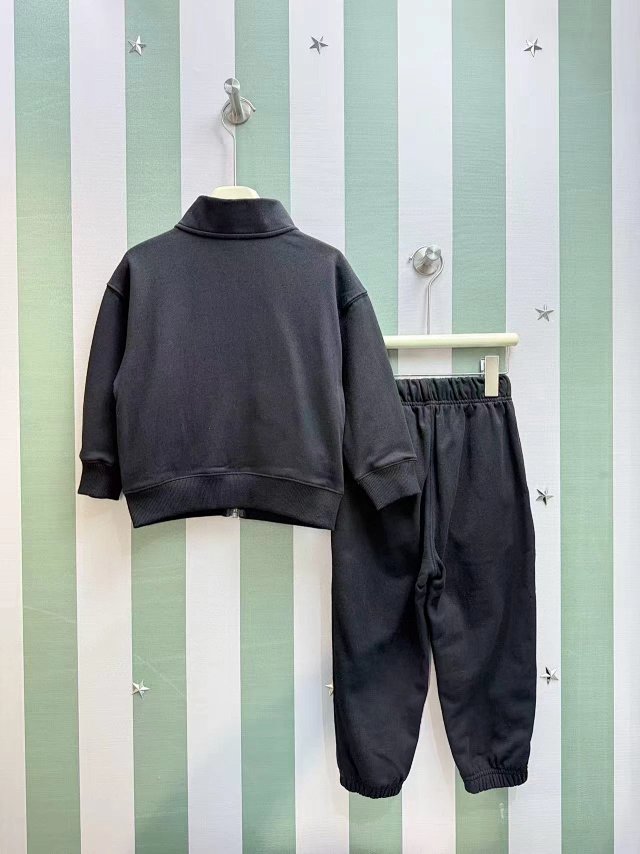 Dior Children's Set: seller detail photo 2