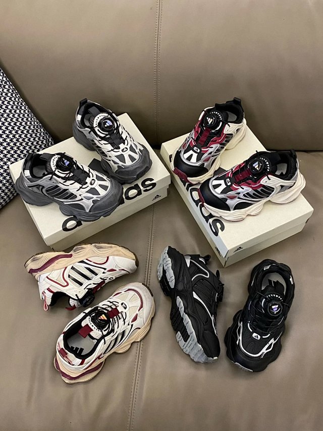 Adidas Children's Shoes: seller detail photo 5