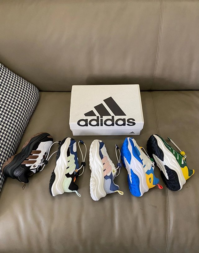 Adidas Children's Shoes: seller detail photo 7