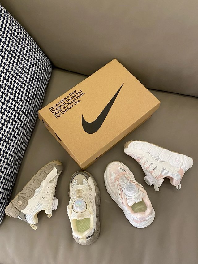 Nike children's Shoes: seller detail photo 9
