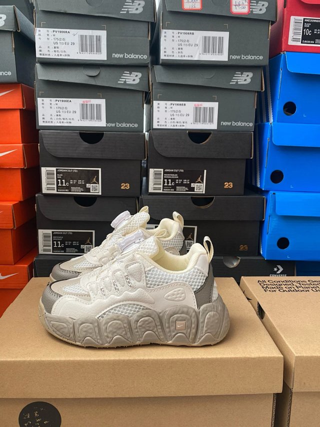 Nike children's Shoes: seller detail photo 14