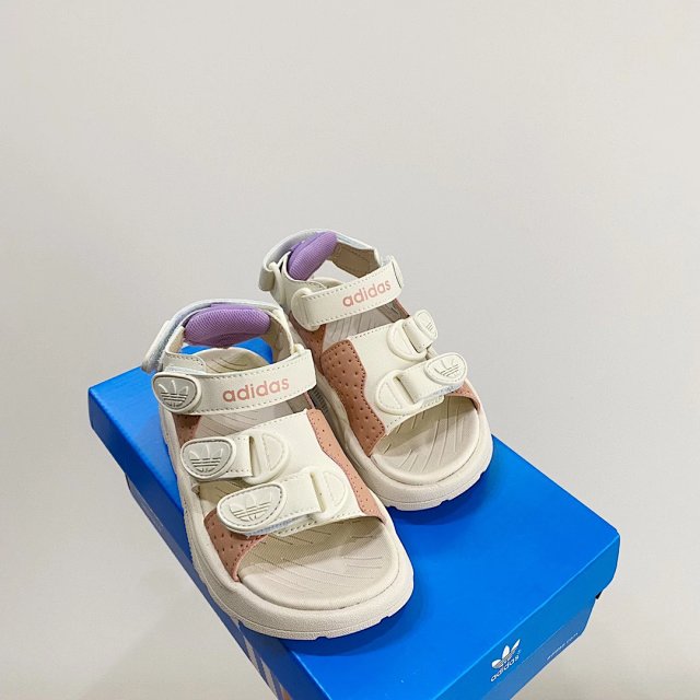 Adidas Children's Slippers Shoes: seller detail photo 12