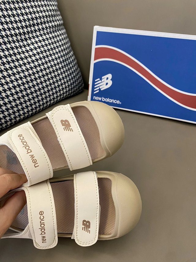 New Balance children's Slippers Shoes: seller detail photo 9