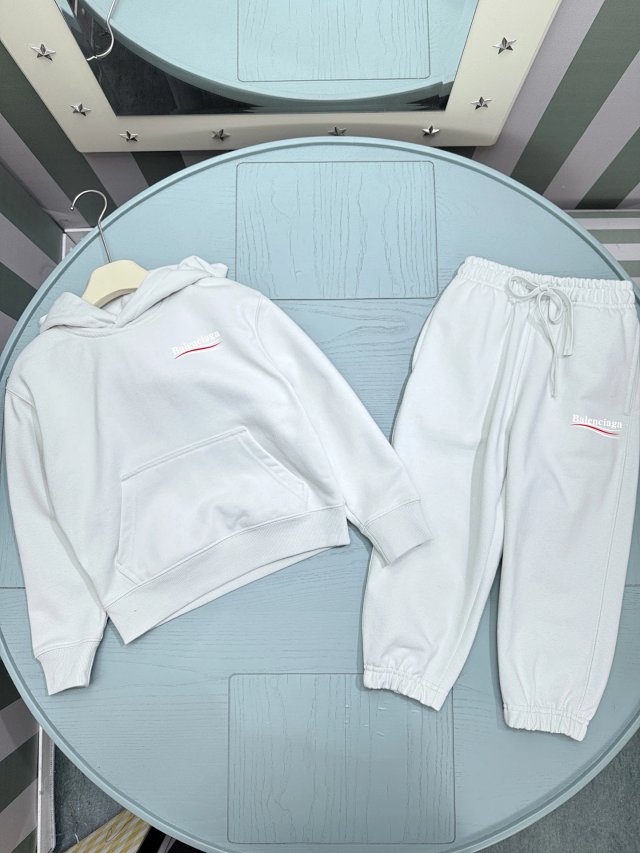 Balenciaga Children's Set: seller detail photo 3