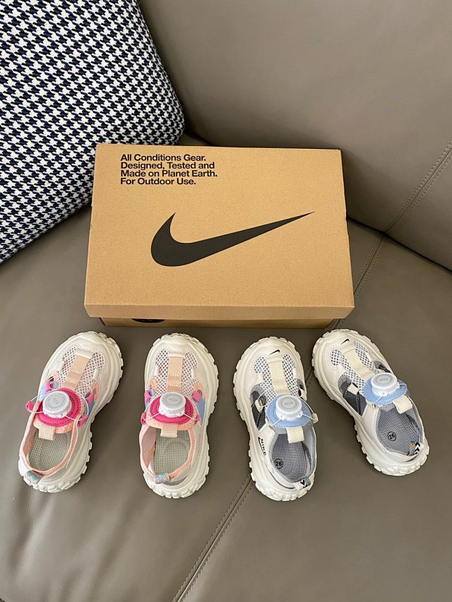 Nike Children's Slippers Shoes: seller detail photo 7