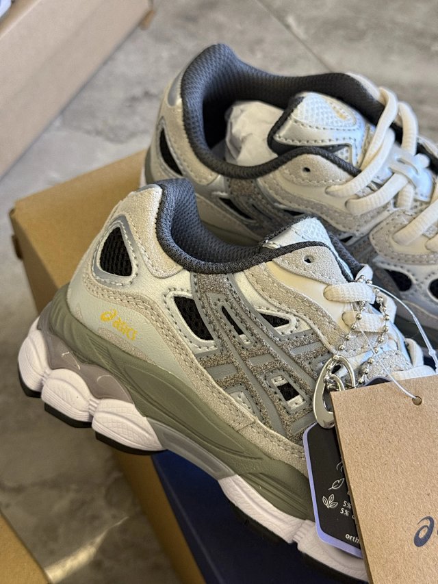 Asics NYC Children's Shoes: seller detail photo 14