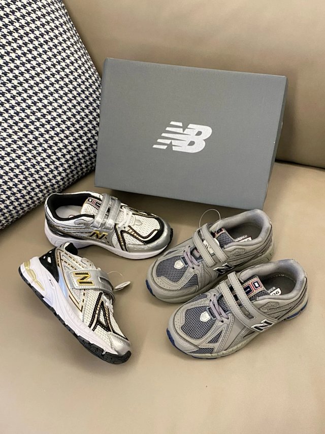 New Balance 1906 children's Shoes: seller detail photo 4