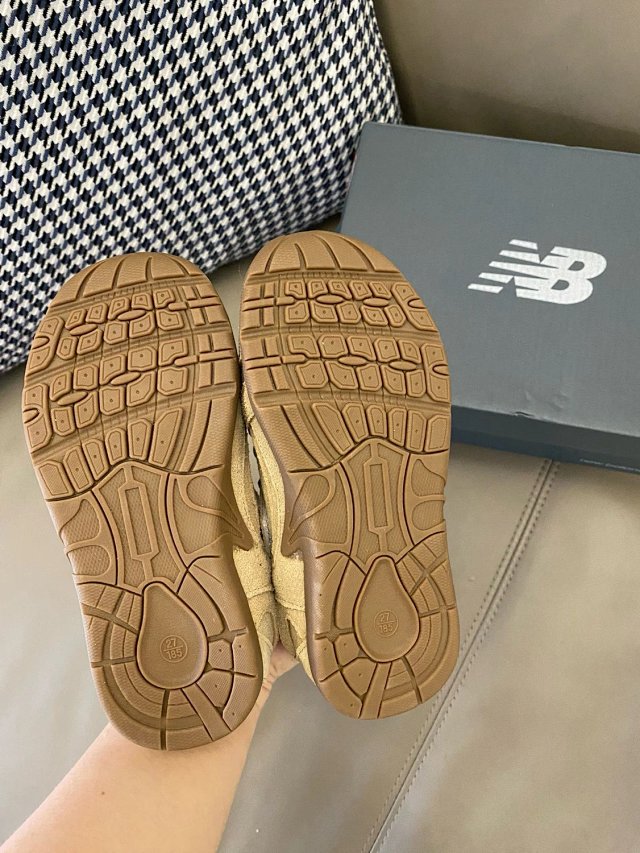 New Balance 530 children's Shoes: seller detail photo 13