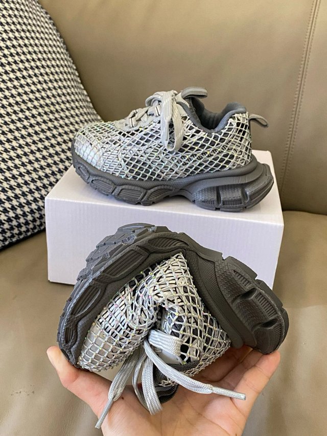 Balenciaga 3XL children's shoes: seller detail photo 11