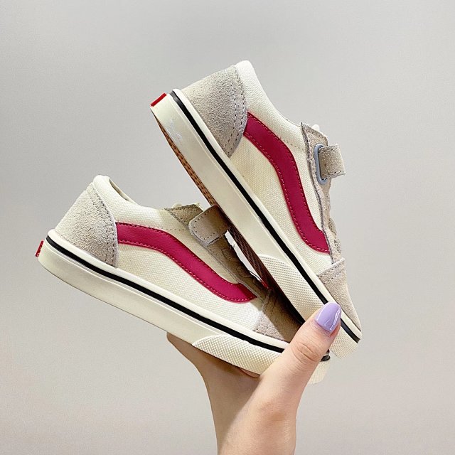 Vans Children's Shoes: seller detail photo 6