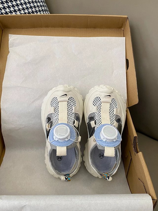 Nike Children's Slippers Shoes: seller detail photo 3