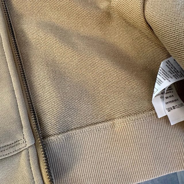 Burberry children's Set: seller detail photo 8