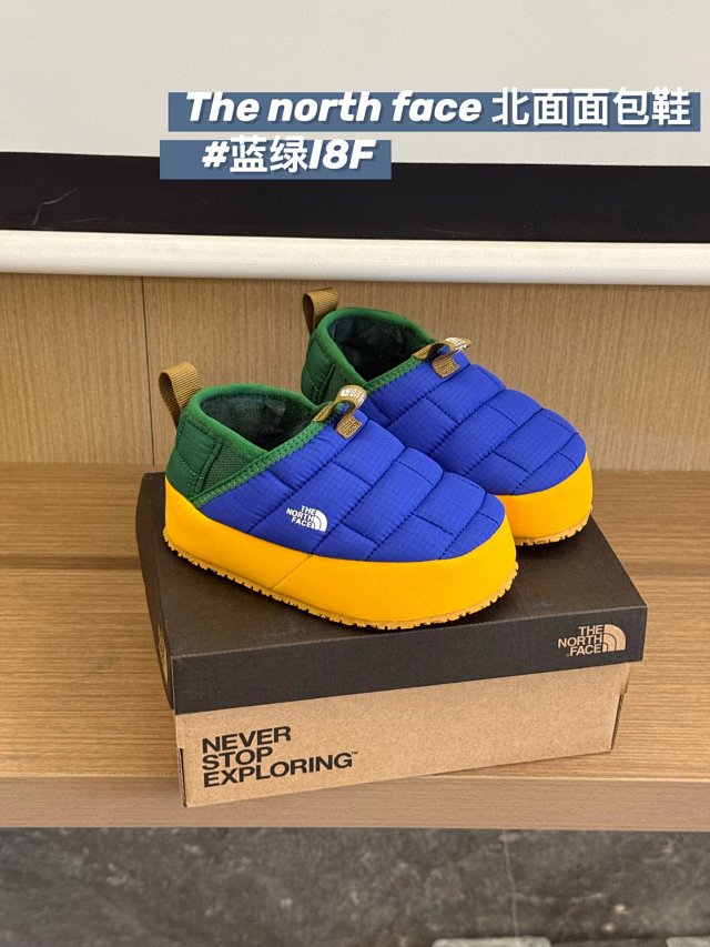 The North face children's shoes: seller detail photo 5