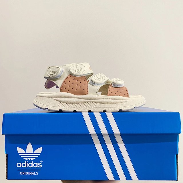 Adidas Children's Slippers Shoes: seller detail photo 11