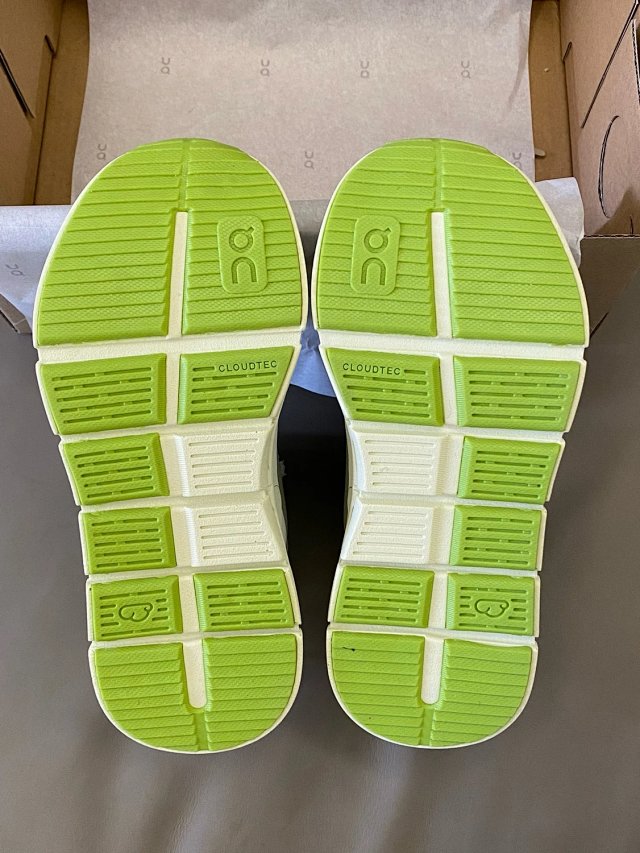 On children's Shoes: seller detail photo 10