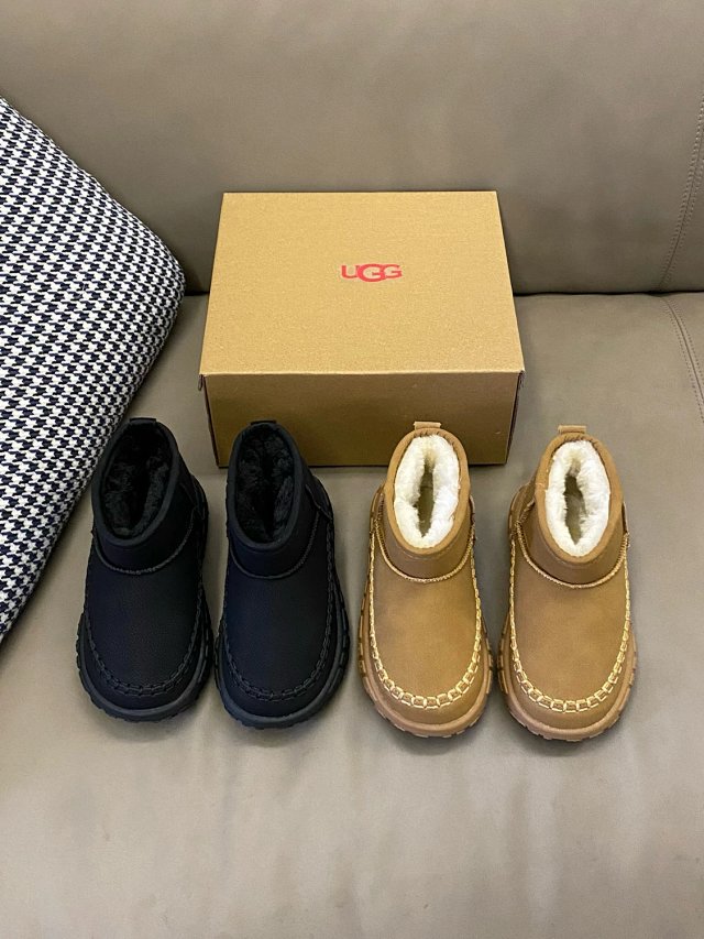 UGG Children's snow boots: seller detail photo 7