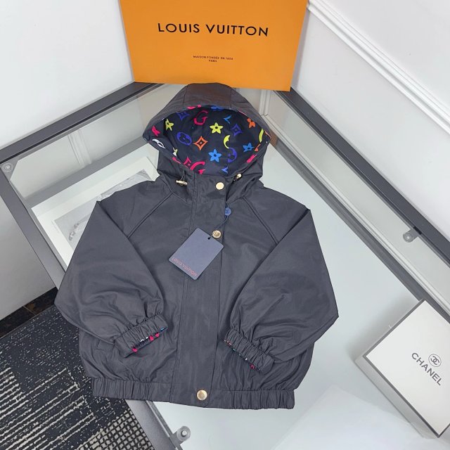 LV Louis Vuitton Children's Hoodie: seller detail photo 1