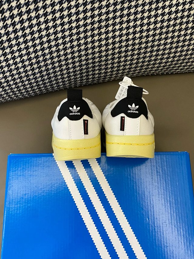 Adidas Children's Shoes: seller detail photo 6