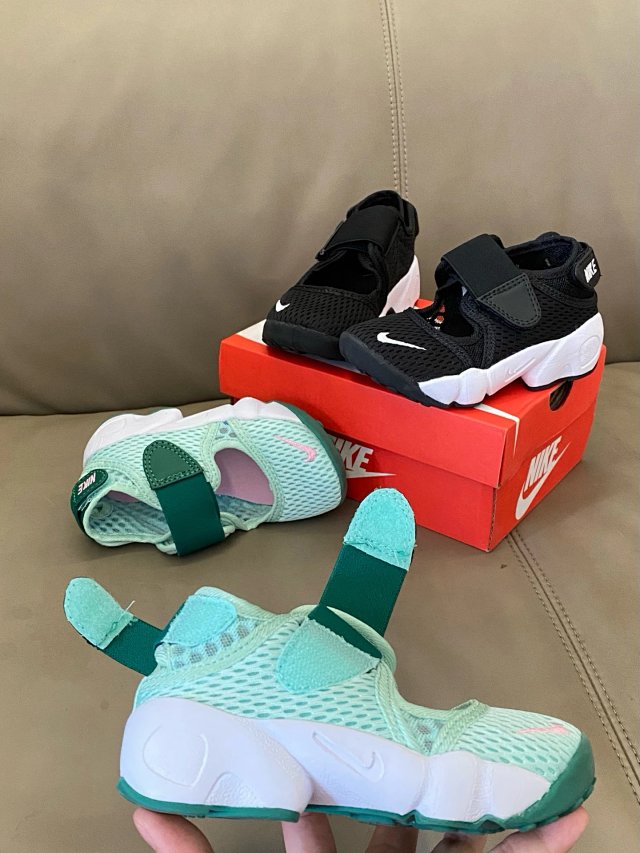 Nike children's Shoes: seller detail photo 10