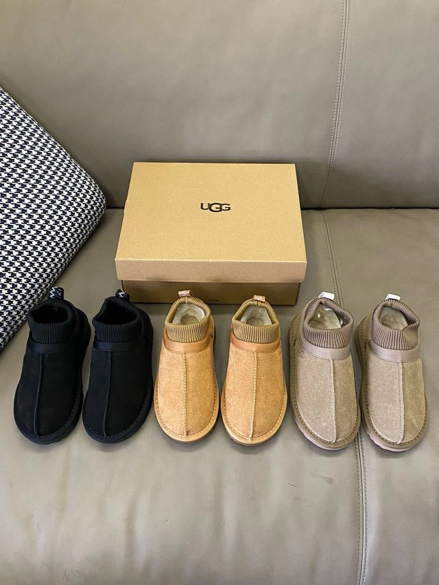 UGG Children's snow boots: seller detail photo 6