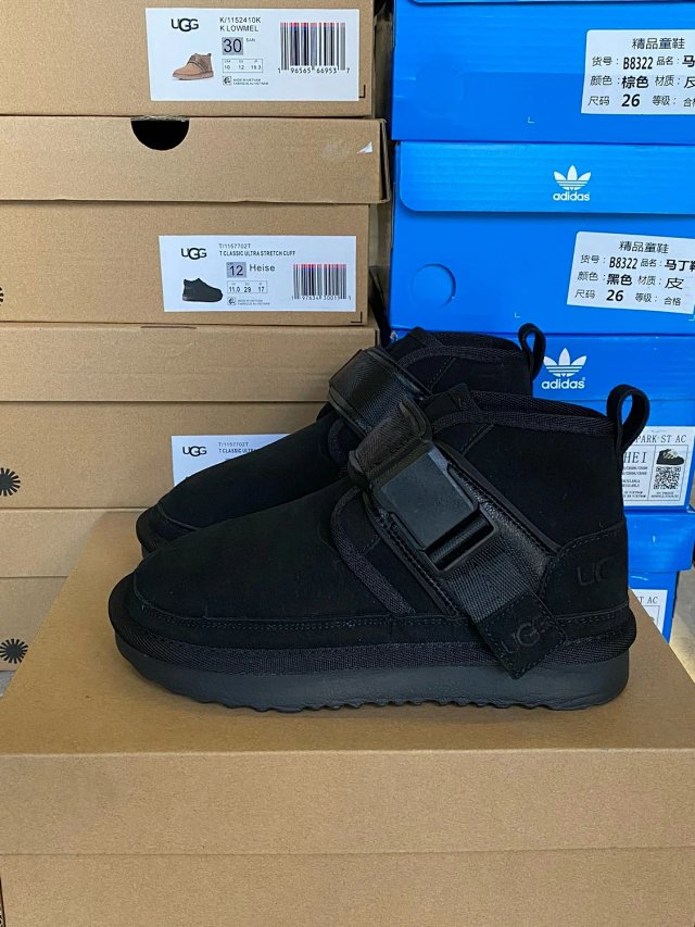 UGG Children's snow boots: seller detail photo 14
