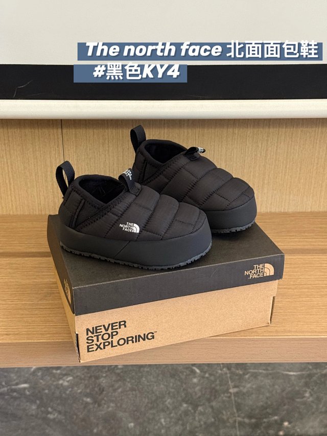 The North face children's shoes: seller detail photo 4