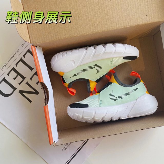 Nike FLEX RUNNER2 children's Shoes: seller detail photo 10