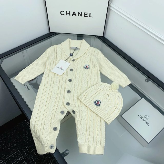 Moncler Children's Set: seller detail photo 10
