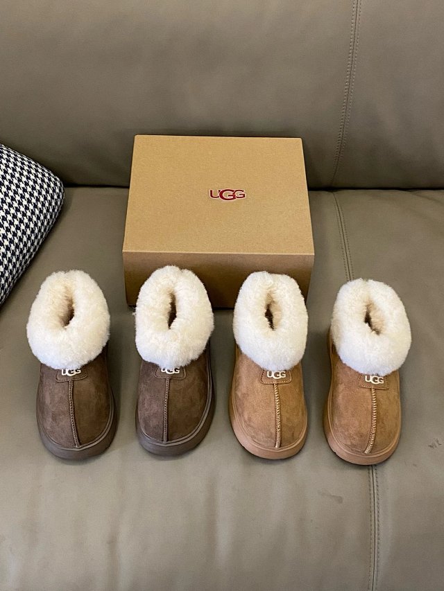 UGG Children's snow boots: seller detail photo 6