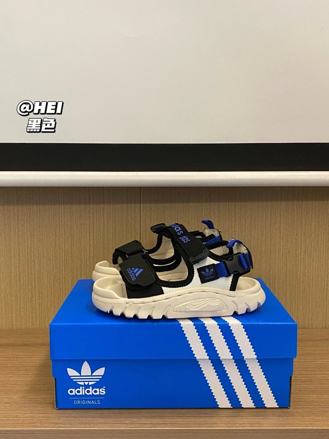 Adidas Children's Slipers Shoes: seller detail photo 14