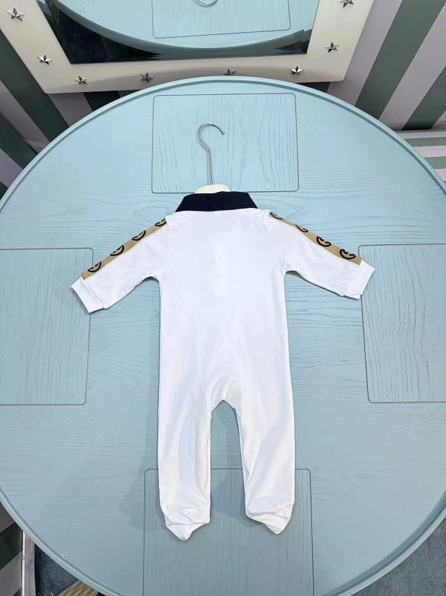 Gucci Children's Jumpsuit: seller detail photo 13