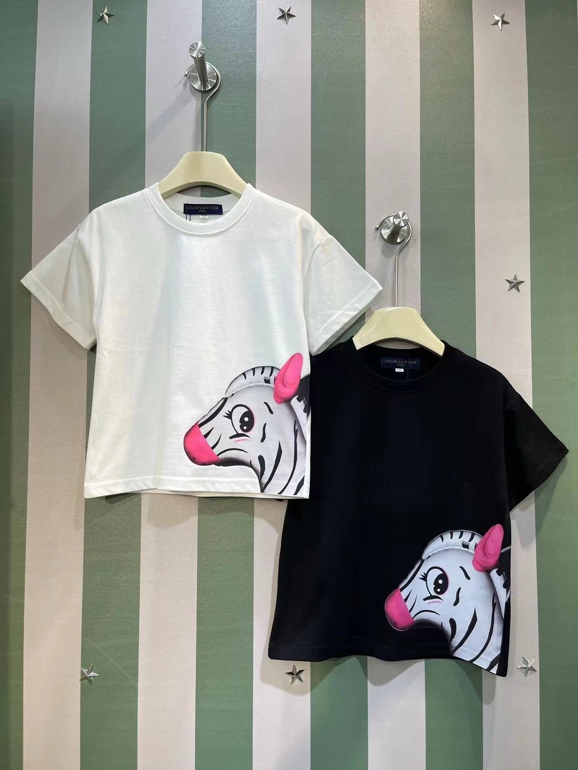 Kid Louis Vuitton White and Black Short Sleeve T-Shirts