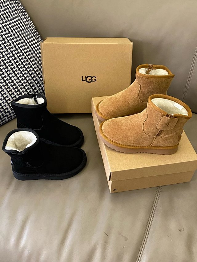 UGG Children's snow boots: seller detail photo 7