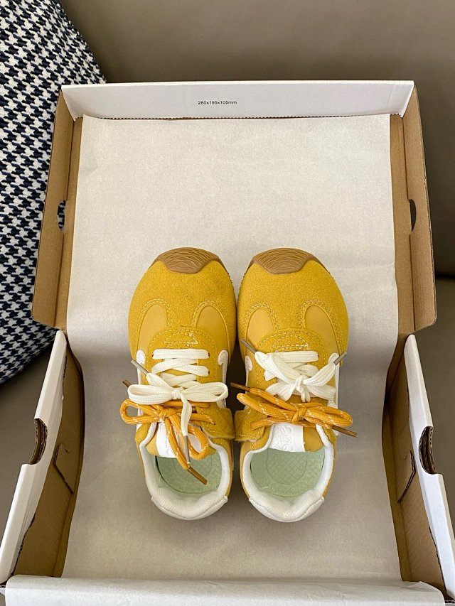 Loewe Children's Shoes: seller detail photo 8