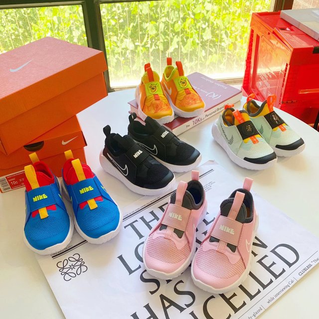Nike FLEX RUNNER2 children's Shoes: seller detail photo 3