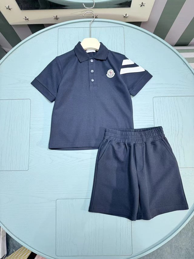 Moncler Children’s Set: seller detail photo 3